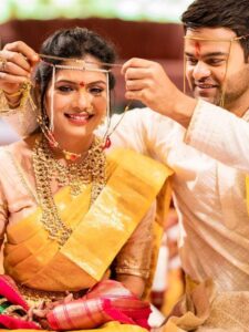 Suruchi Adarkar Marriage